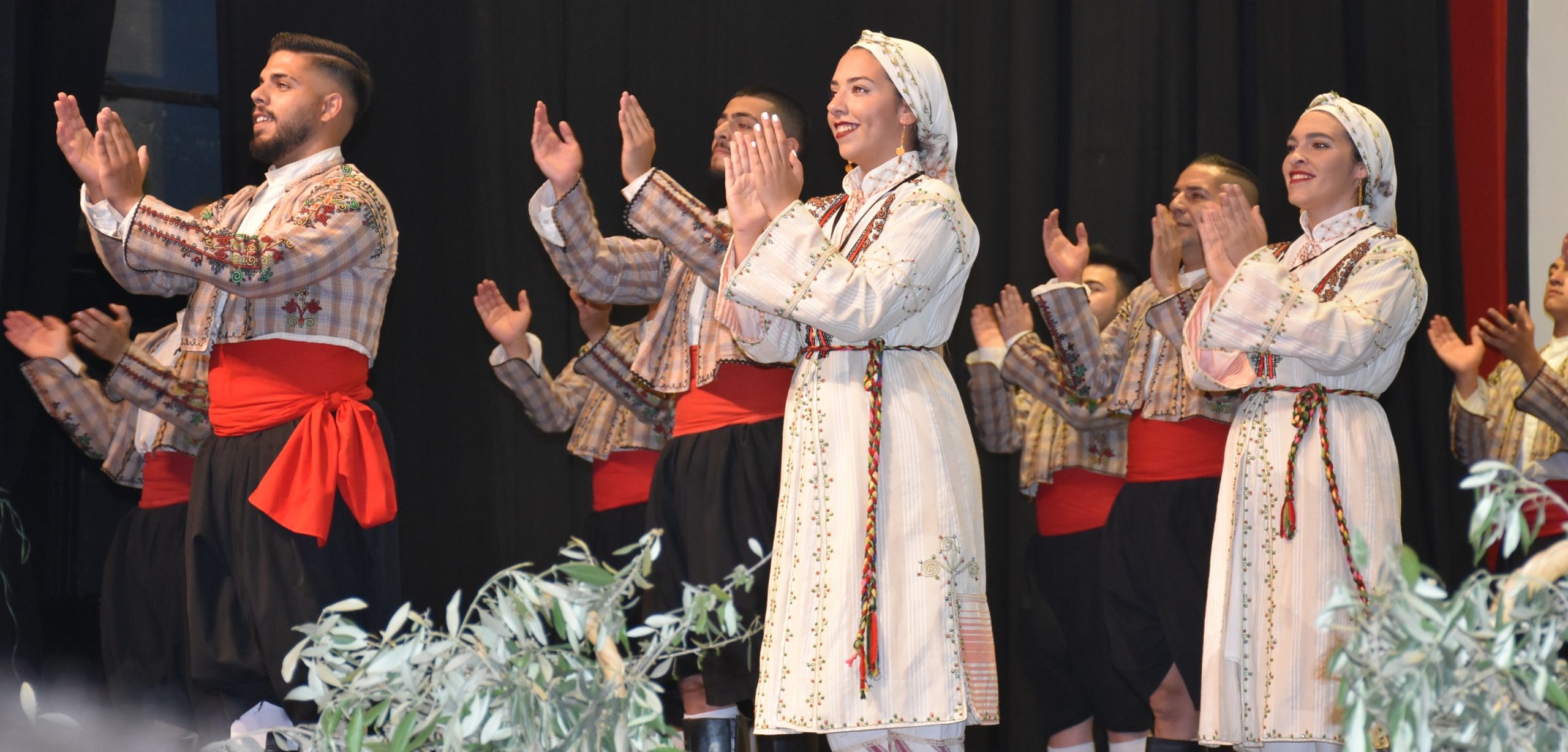Halk Dansları Şöleni düzenlendi…Ataoğlu: “Kültürümüzün gelecek nesillere aktarılması önemli”