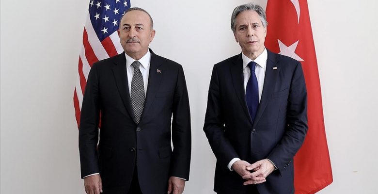 Çavuşoğlu: ABD Kıbrıs Türkiye ve Yunanistan dengesini koruyacağını teyit etti