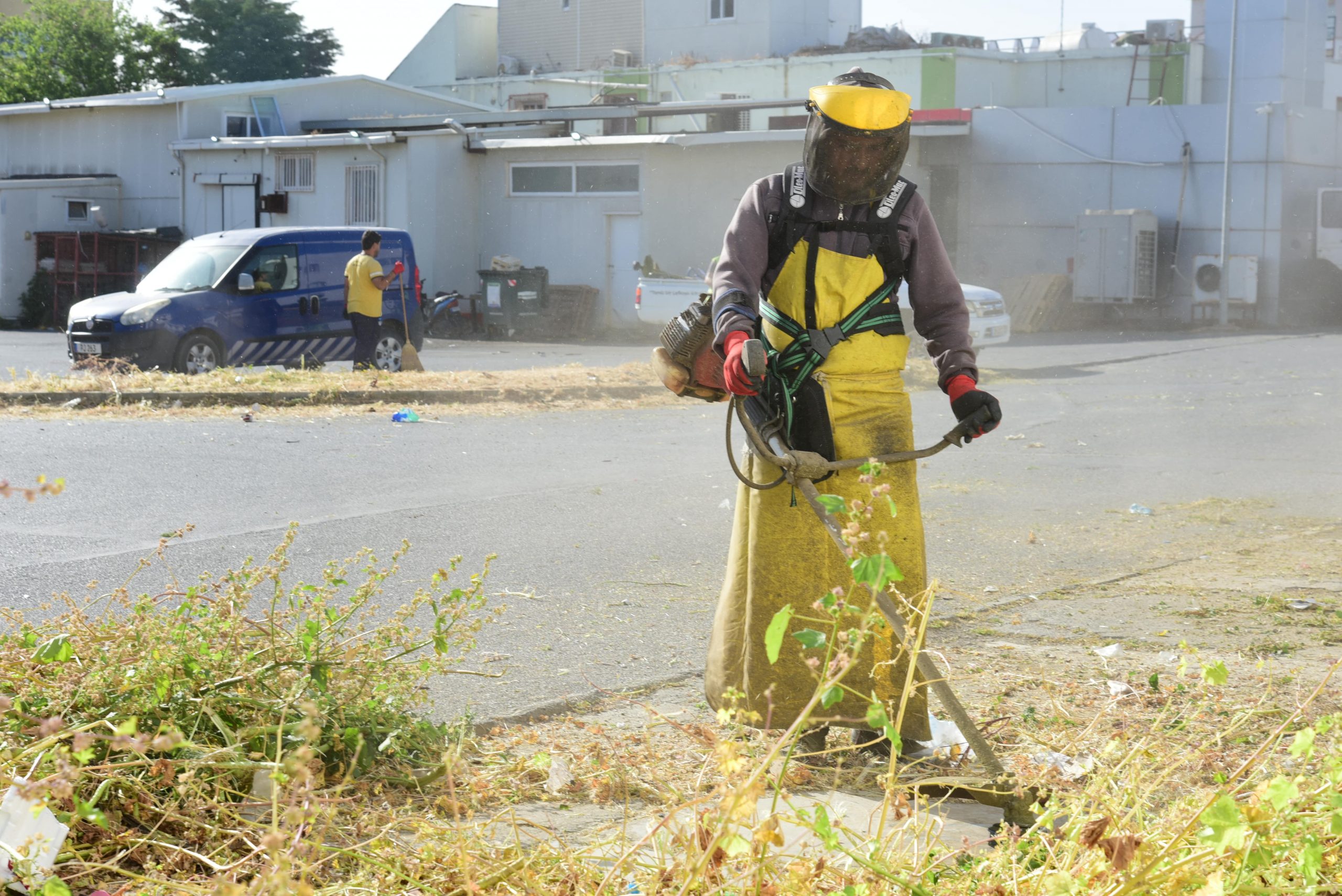 Lefkoşa’da bölgesel temizlik çalışmaları devam ediyor