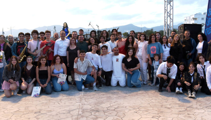 Lefkoşa Kızılbaş Parkı’nda Gençlik Festivali düzenlendi