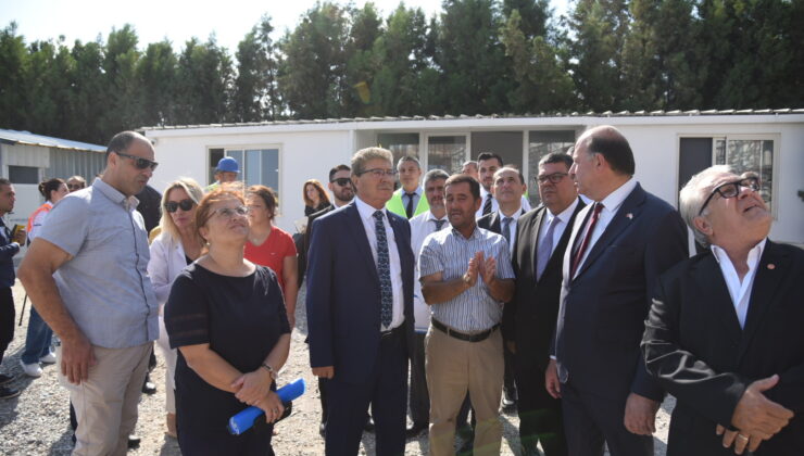 Başbakan Üstel yeni hastanenin yapım çalışmalarını yerinde inceledi