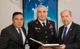 Cumhurbaşkanı Tatar’a “Asrın Felaketinde Jandarma” isimli kitap takdim edildi