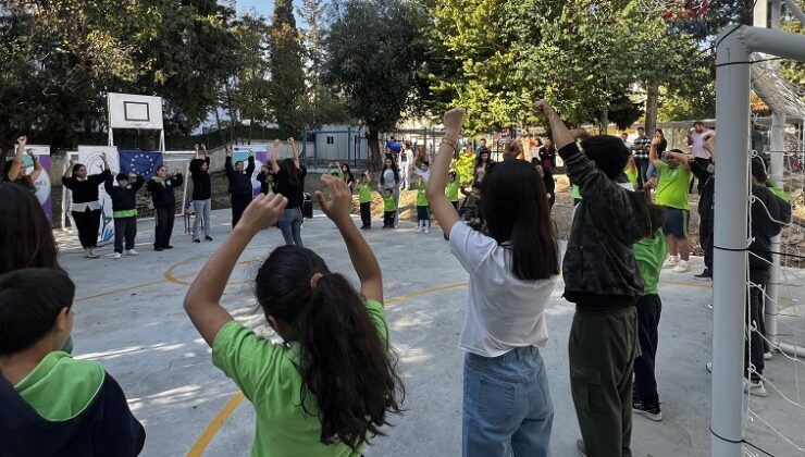 Kıbrıs Türk Fizyoterapistler Derneği, okullarda omurga sağlığı eğitimi verdi