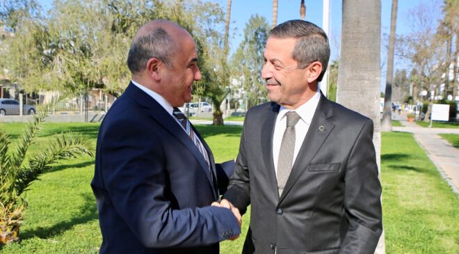 Dışişleri Bakanı Ertuğruloğlu TC Lefkoşa Büyükelçisi Başçeri ile görüştü